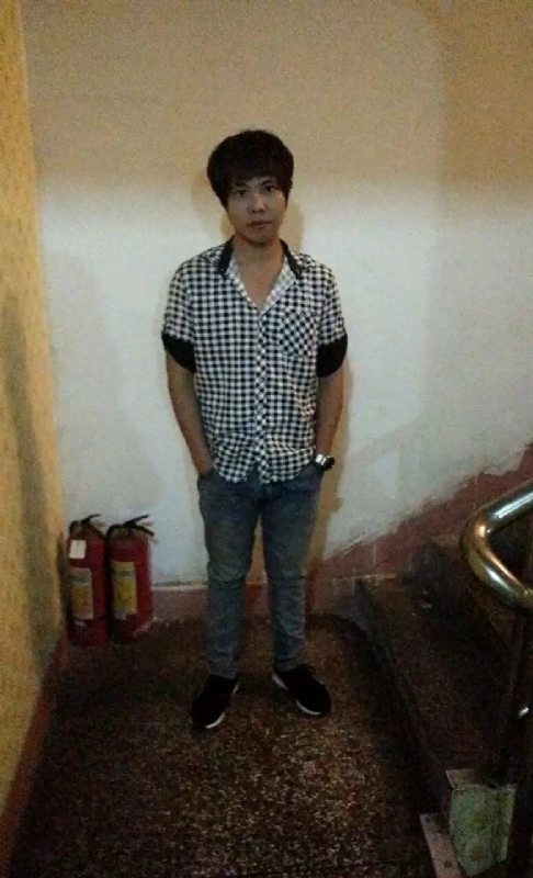 单身征婚的第一张照片--烟台相亲服务中心