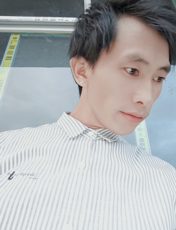 寻找下一个路口的第一张照片--烟台相亲服务中心