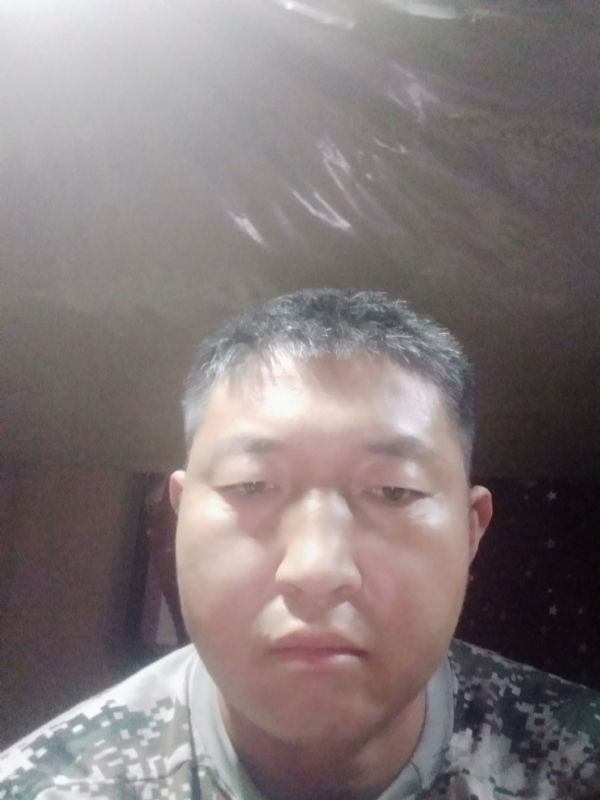 雪山浪子的第一张照片--烟台相亲服务中心