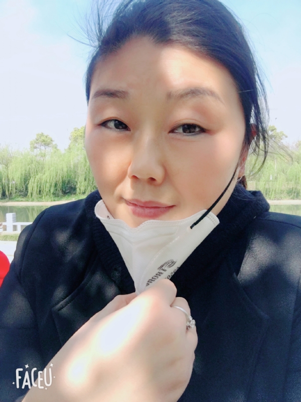 花开半夏的第一张照片--烟台相亲服务中心