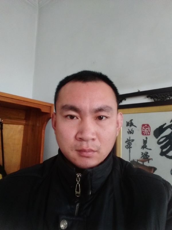 一江春水的第三张照片--烟台相亲服务中心