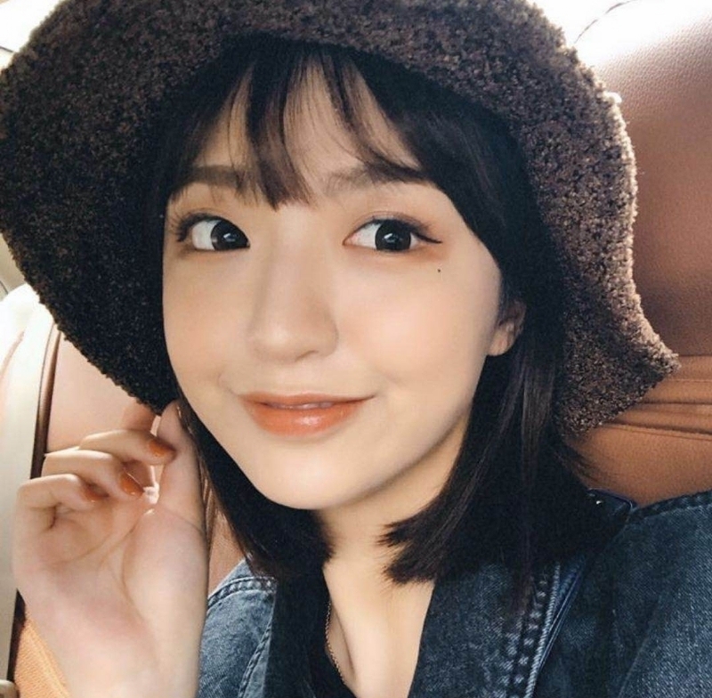 李雅容的第一张照片--烟台相亲服务中心