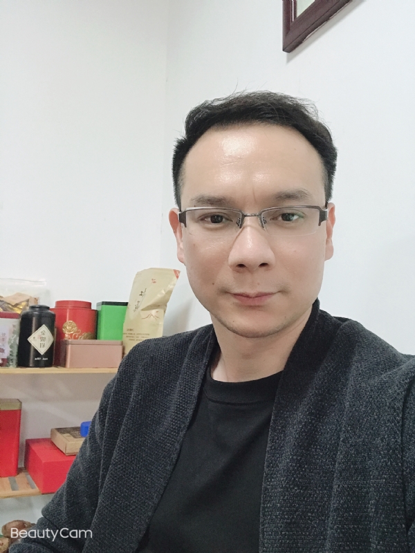 韦的第一张照片--烟台相亲服务中心