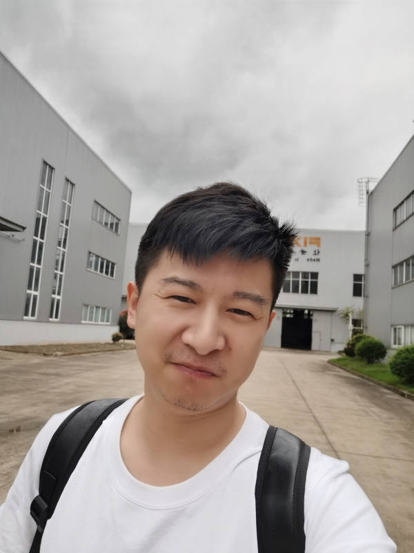 二叔的第二张照片--烟台相亲服务中心