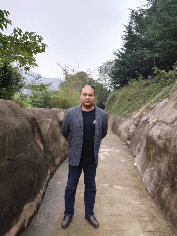 玉竹的第三张照片--烟台相亲服务中心