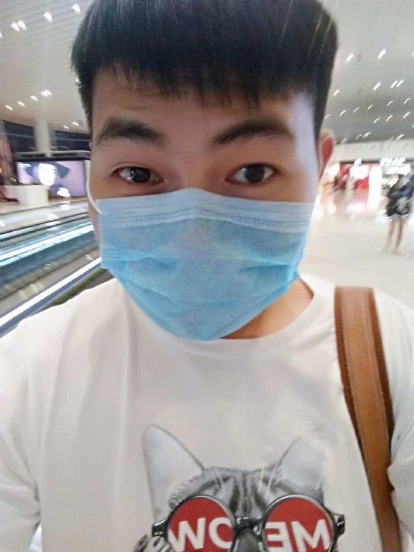 咔咔一顿的第一张照片--烟台相亲服务中心