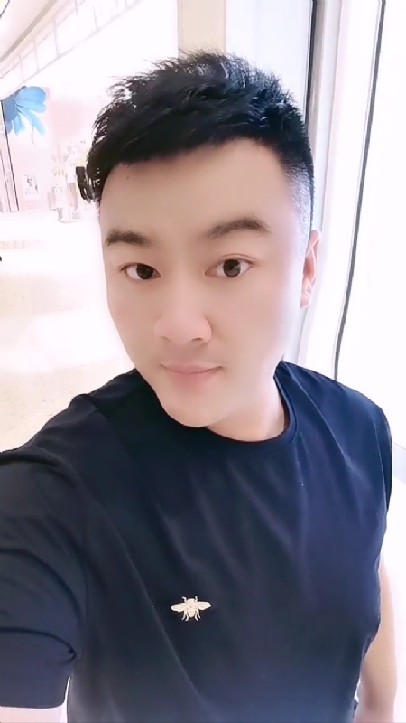 微风徐徐的第二张照片--烟台相亲服务中心