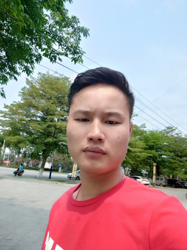 刘振军的第二张照片--烟台相亲服务中心