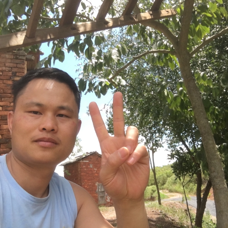 郴州王婆说媒的第六张照片--烟台相亲服务中心