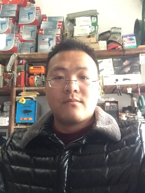 鼎福的第一张照片--烟台相亲服务中心