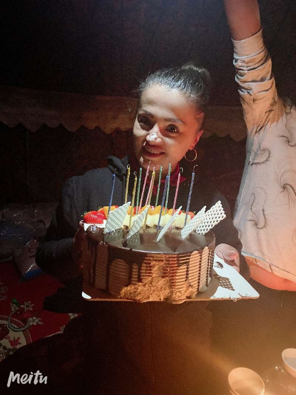 高贵典雅的第二张照片--烟台相亲服务中心