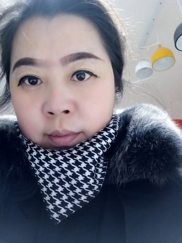 余猪猪的第一张照片--烟台相亲服务中心