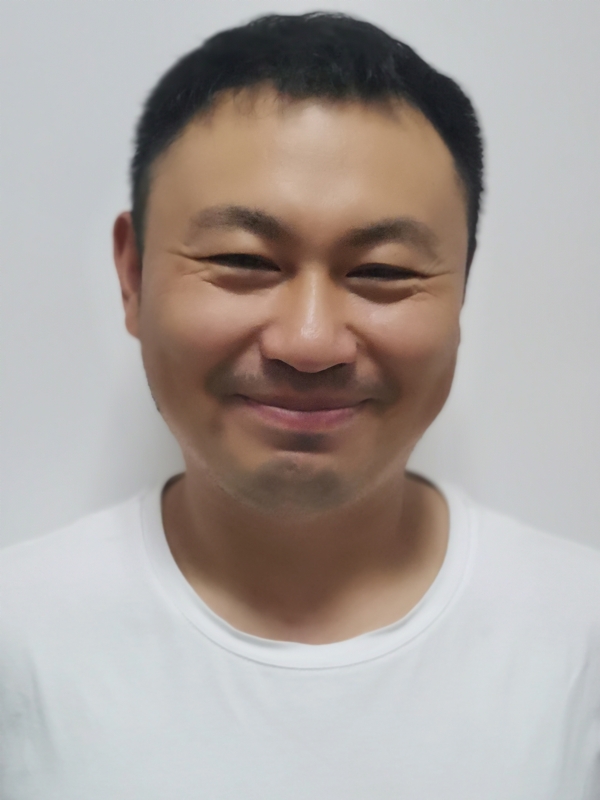 汪老师的第一张照片--烟台相亲服务中心