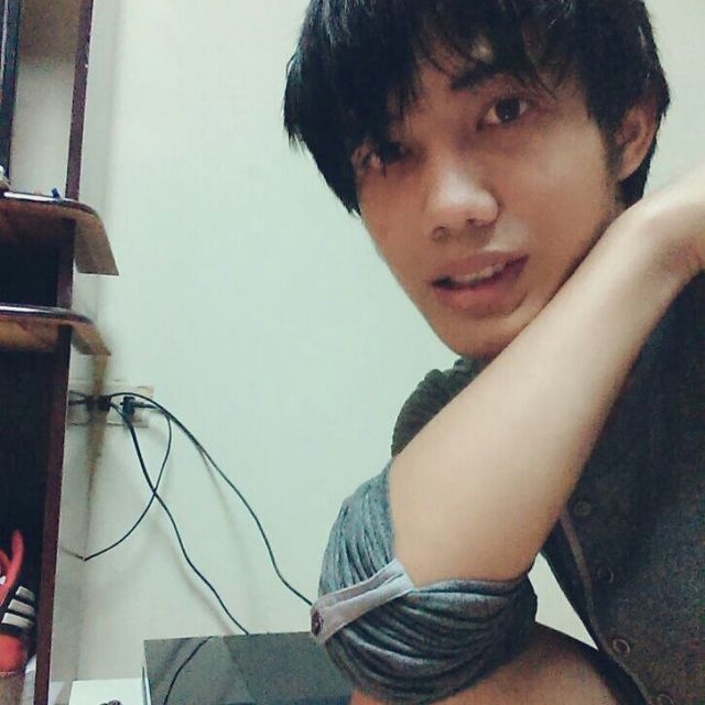 jhonnycheng的第一张照片--烟台相亲服务中心