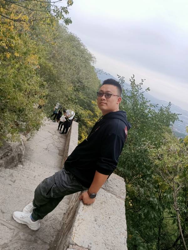 小超超的第二张照片--烟台相亲服务中心