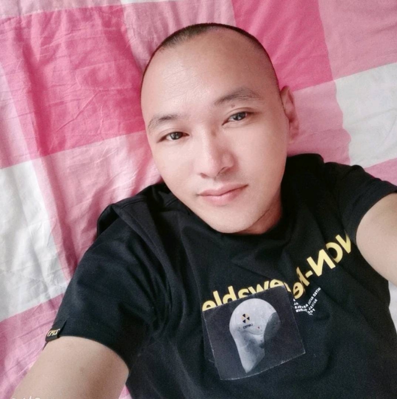 求脱单的第一张照片--烟台相亲服务中心