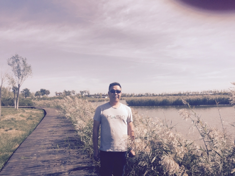 卓哥的第一张照片--烟台相亲服务中心