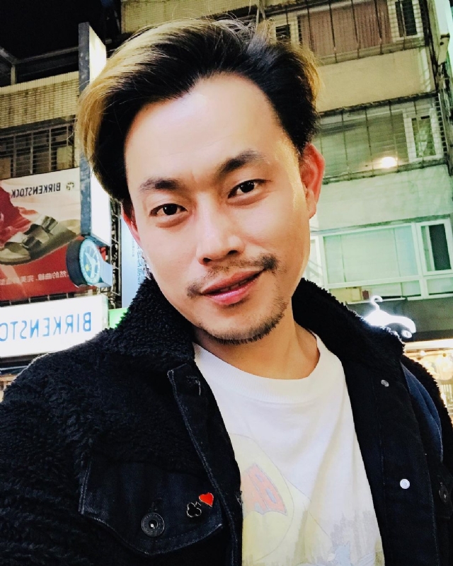 阿偉的第一张照片--烟台相亲服务中心