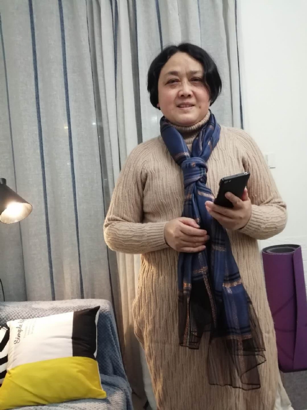 荣荣的第二张照片--烟台相亲服务中心