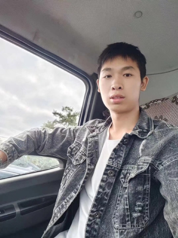 康康的第一张照片--烟台相亲服务中心