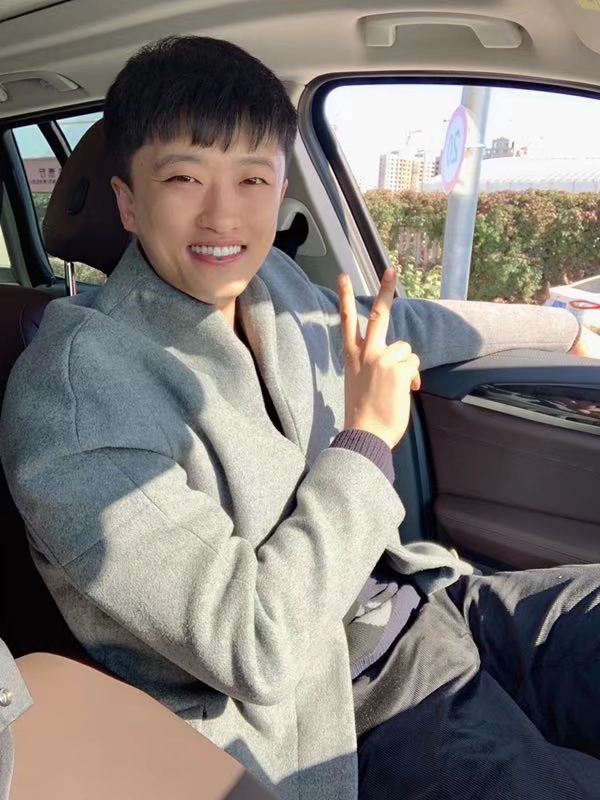 炫甫的第一张照片--烟台相亲服务中心