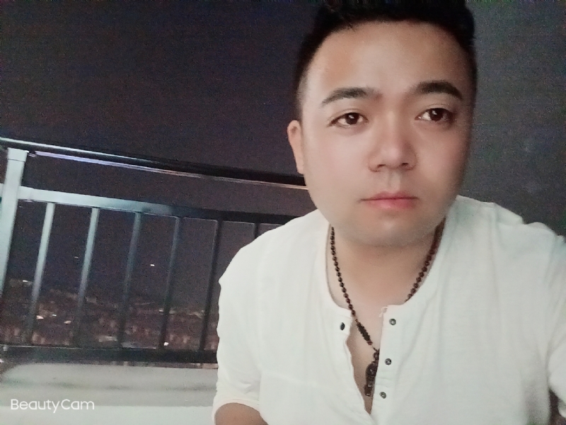 可么嗯哼的第一张照片--烟台相亲服务中心