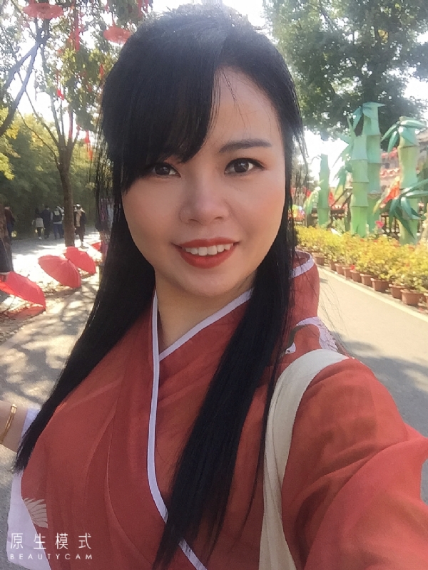 妮妮的第一张照片--烟台相亲服务中心