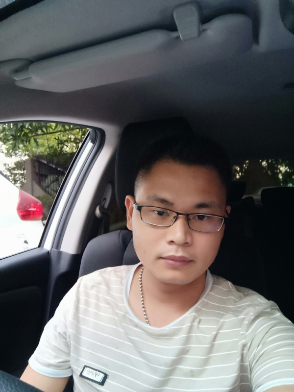 水明的第一张照片--烟台相亲服务中心