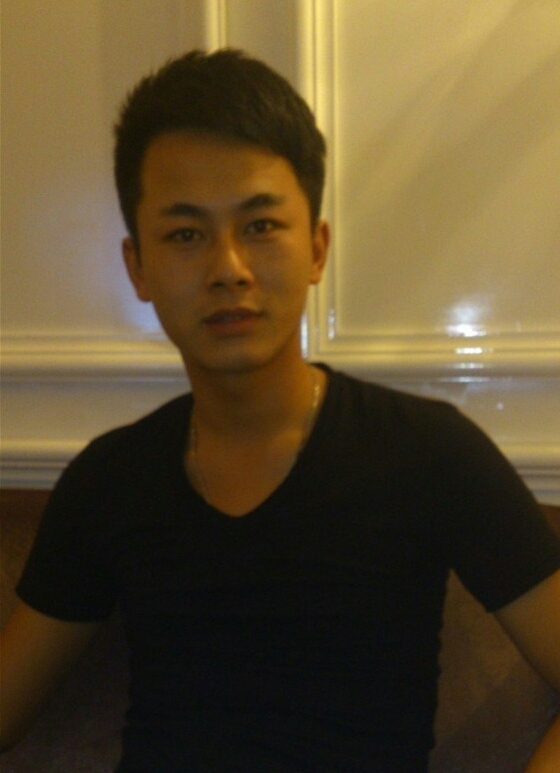 真情的流露的第一张照片--烟台相亲服务中心