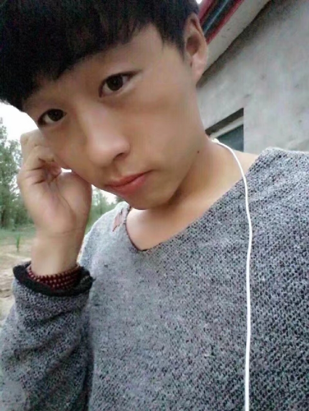 小胡的第一张照片--烟台相亲服务中心