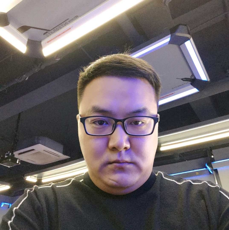 雨哥哥的第一张照片--烟台相亲服务中心