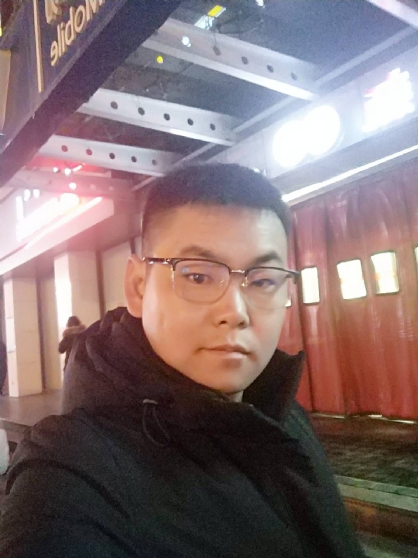 杜跃龙的第二张照片--烟台相亲服务中心