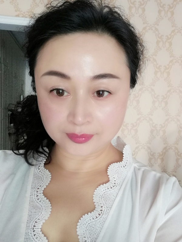 花谢花飞的第一张照片--烟台相亲服务中心