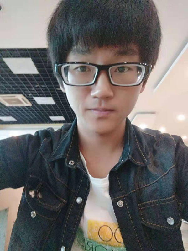 LS书生的第一张照片--烟台相亲服务中心