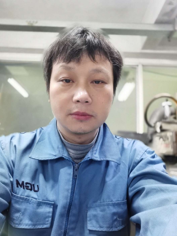 伤心人的第一张照片--烟台相亲服务中心