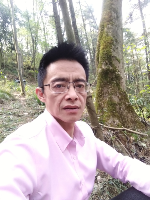 吴彬的第一张照片--烟台相亲服务中心