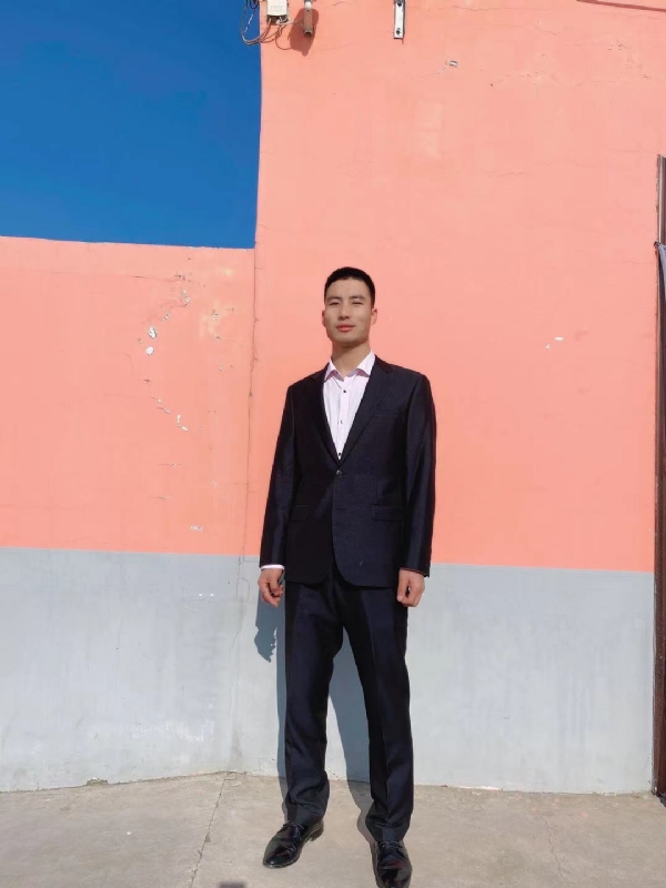 快乐生活的第一张照片--烟台相亲服务中心