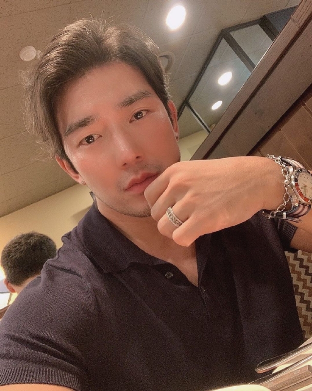 Abel的第一张照片--烟台相亲服务中心