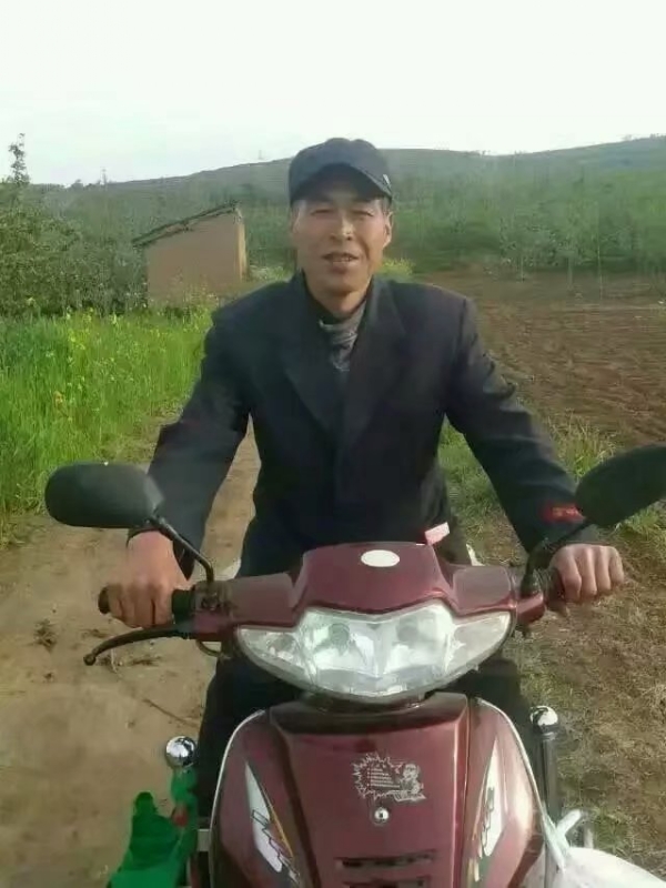 牵手随缘的第一张照片--烟台相亲服务中心