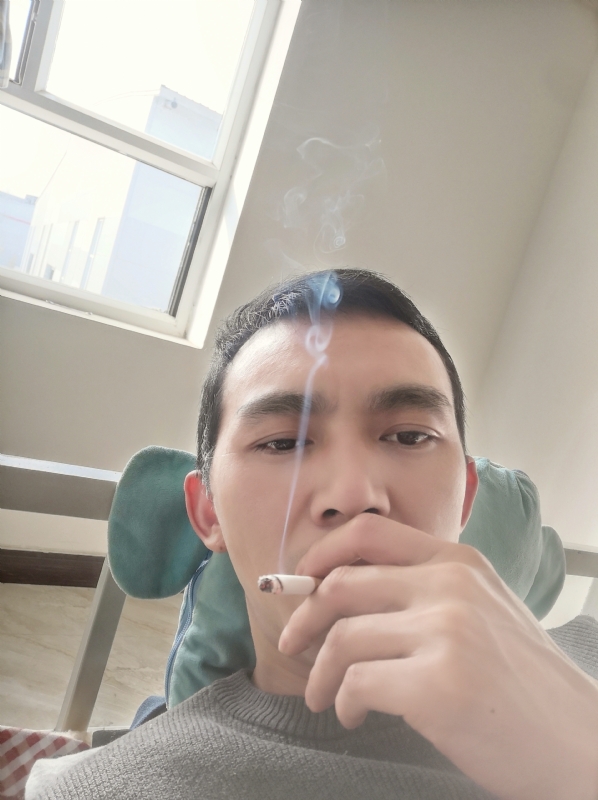 殇情的第一张照片--烟台相亲服务中心