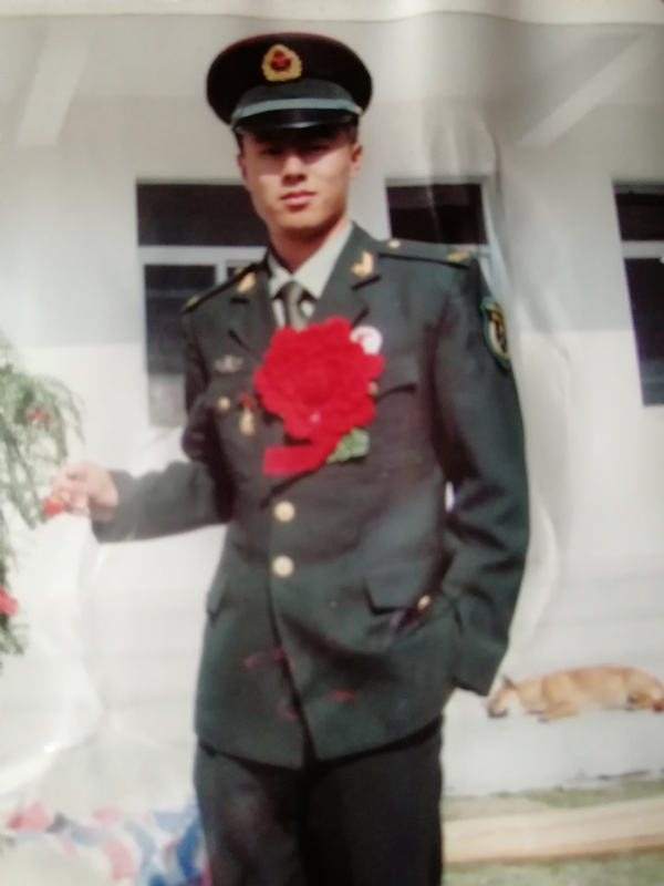 小虎的第一张照片--烟台相亲服务中心