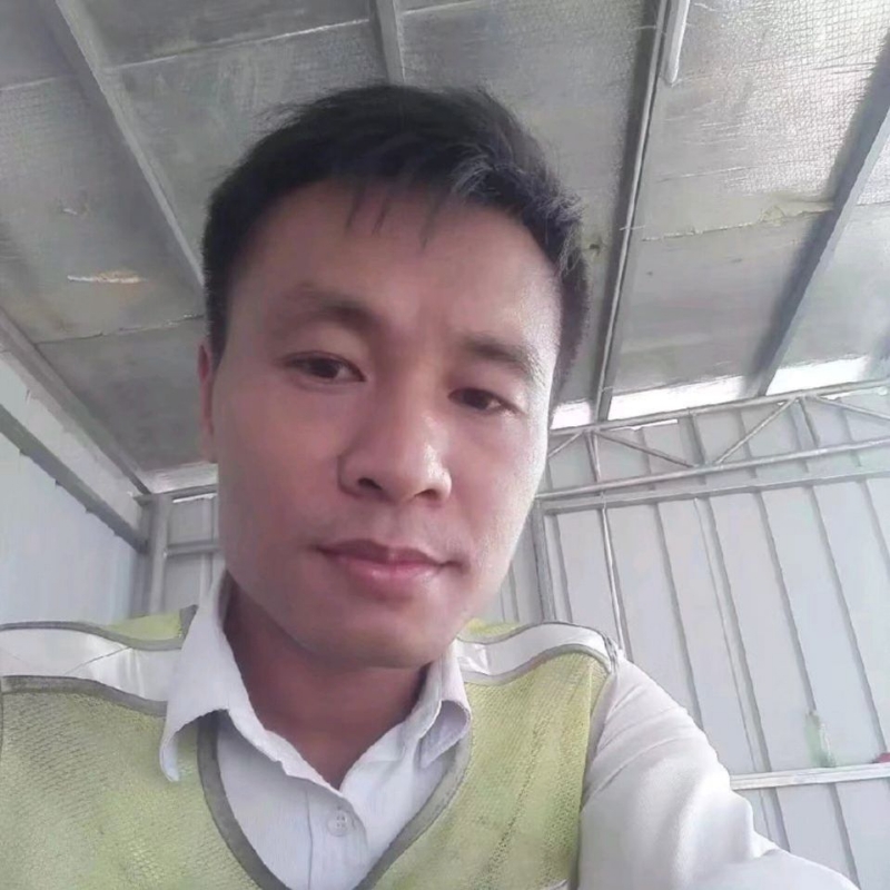 小马哥的第二张照片--烟台相亲服务中心