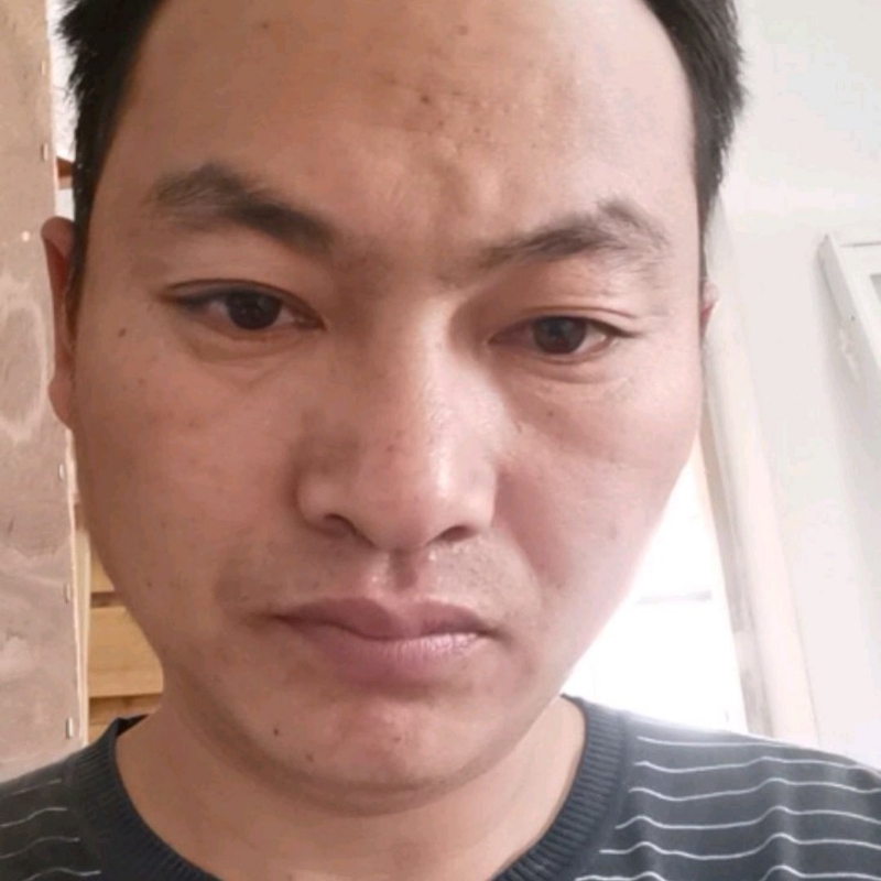 黎离的第一张照片--烟台相亲服务中心