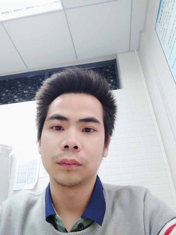 蓝先生的第一张照片--烟台相亲服务中心