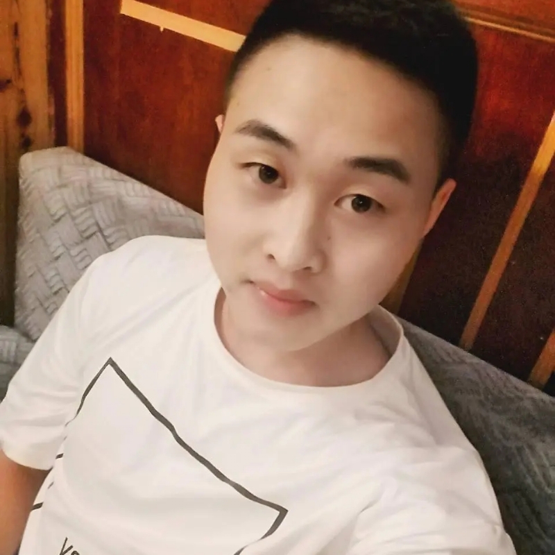 娃娃脸小爸爸的第二张照片--烟台相亲服务中心