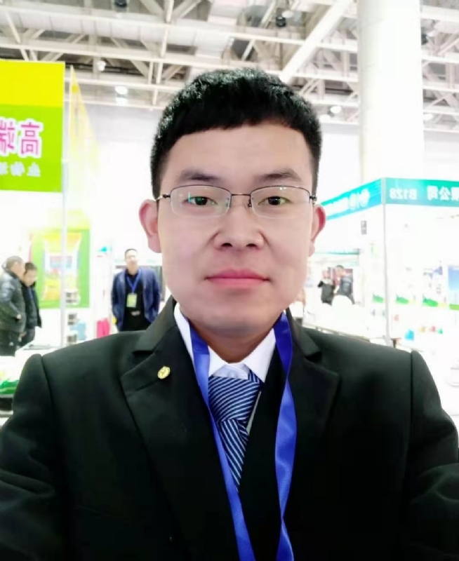 敬天爱人的第一张照片--烟台相亲服务中心