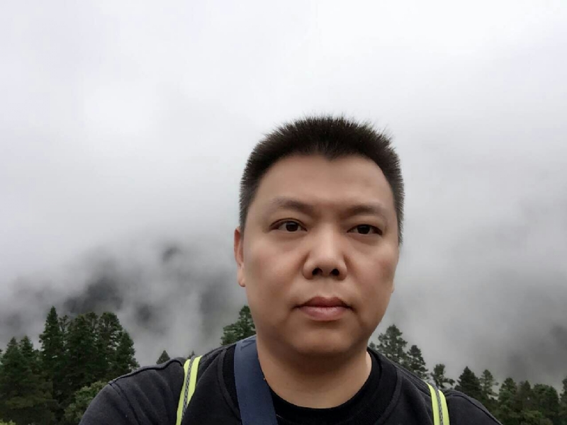 俊哥的第二张照片--烟台相亲服务中心