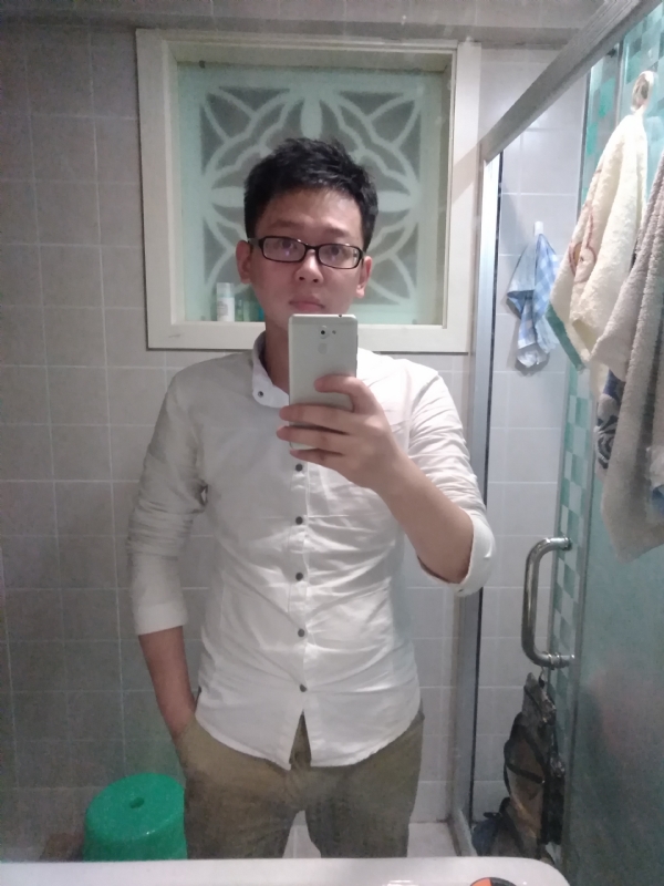 花谢魂伤的第二张照片--烟台相亲服务中心