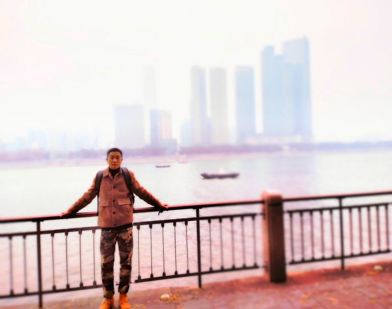 欢欣鼓舞的第一张照片--烟台相亲服务中心