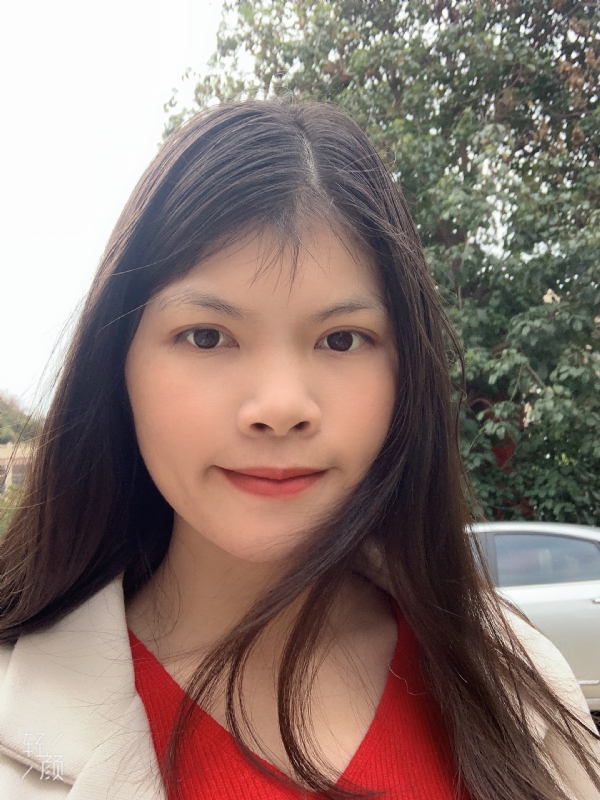 小可爱的第一张照片--烟台相亲服务中心